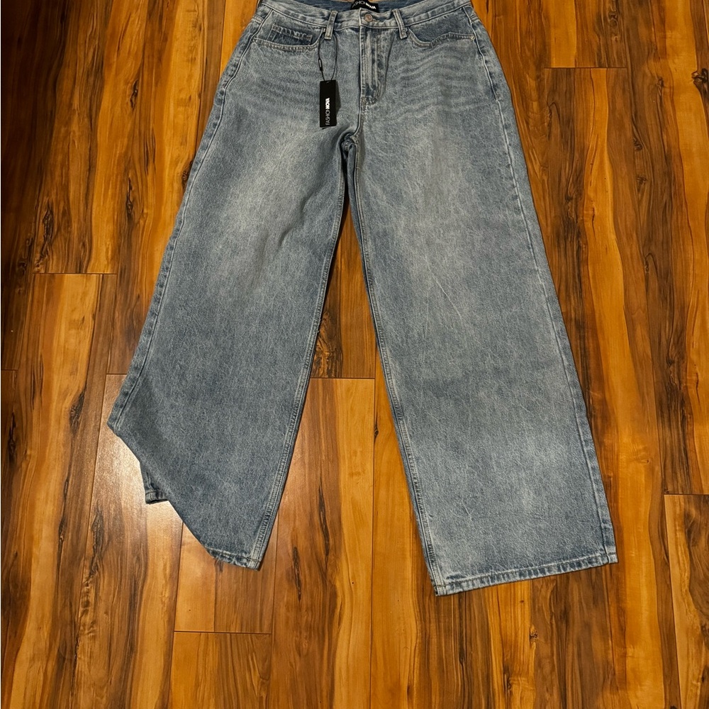 Wide leg jeans